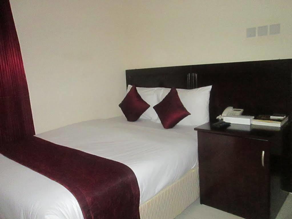 Al Sharq Hotel - Baithans Schardscha Exterior foto
