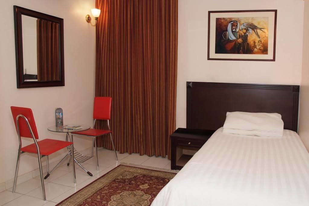 Al Sharq Hotel - Baithans Schardscha Exterior foto